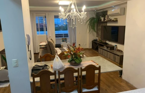 Apartamento em Kobrasol, São José