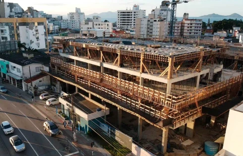 Apartamento em Balneário, Florianópolis
