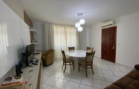 Sobrado geminado em Canto, Florianópolis