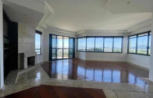Apartamento em Beira Mar, Florianópolis