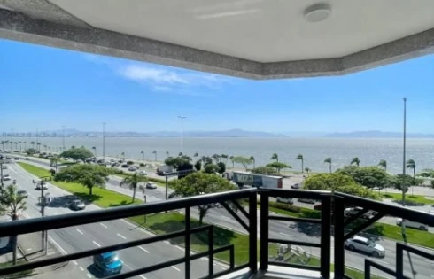 Apartamento em Beira Mar, Florianópolis