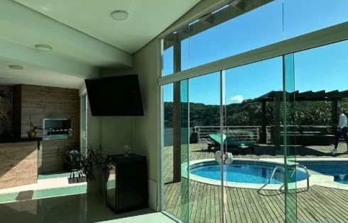 Casa em Bosque das Mansões, São José