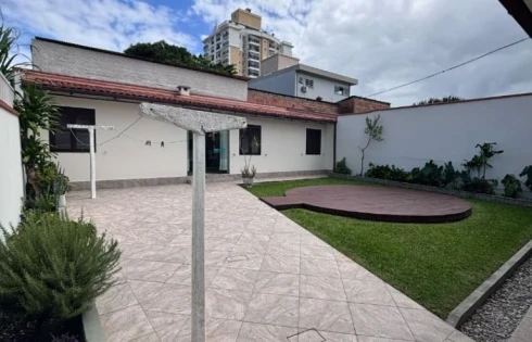 Casa em Barreiros, São José