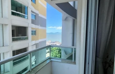 Apartamento em Barreiros, São José