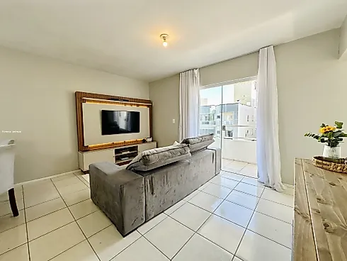 Apartamento em Serraria, São José