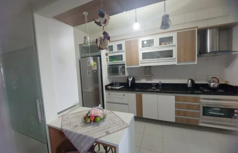 Apartamento em Bom Abrigo, Florianópolis