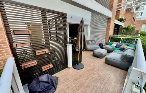 Apartamento com Piscina e 2 Quartos e Suítes na Pedra Branca - Foto 45