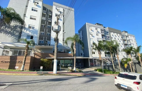 Apartamento em Praia Comprida, São José