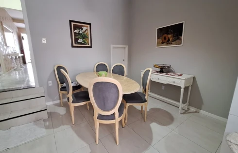 Sobrado geminado em Jardim Cidade de Florianópolis, São José