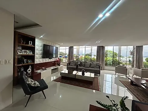 Apartamento 4 Quartos com 2 Suítes e 332m² - Centro - Apartamento em Centro, Florianópolis - Foto 2