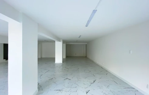 Loja térrea em Canto, Florianópolis