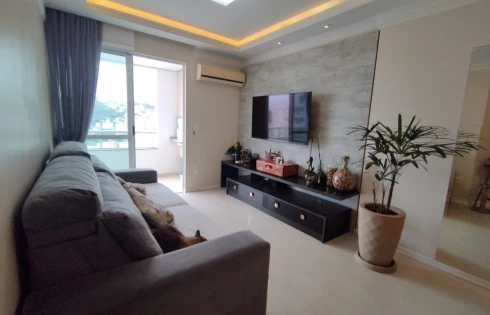 Apartamento em Kobrasol, São José