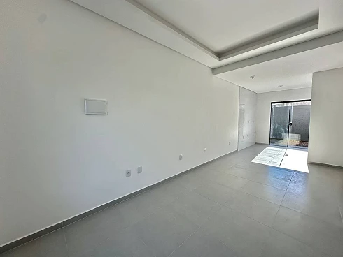 Sobrado geminado em Real Parque, São José