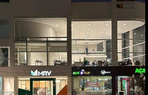 Loja Térrea com 0 quartos em Praia Comprida, São José