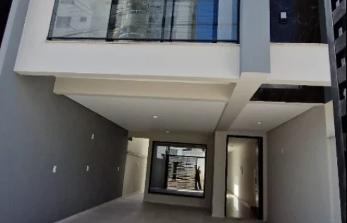 Sobrado geminado em Barreiros, São José