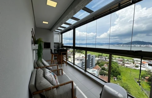 Apartamento em Balneário, Florianópolis
