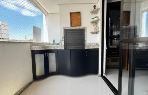 Apartamento em Balneário, Florianópolis