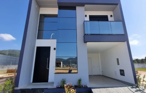 Casa em Beira Rio, Biguaçu