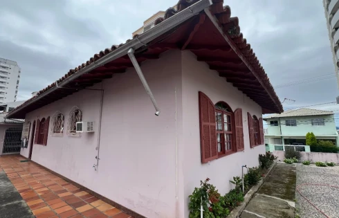 Casa em Barreiros, São José