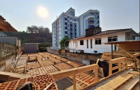 Apartamento em Carvoeira, Florianópolis