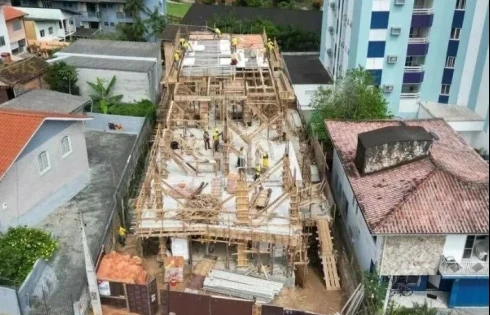 Cobertura em Carvoeira, Florianópolis