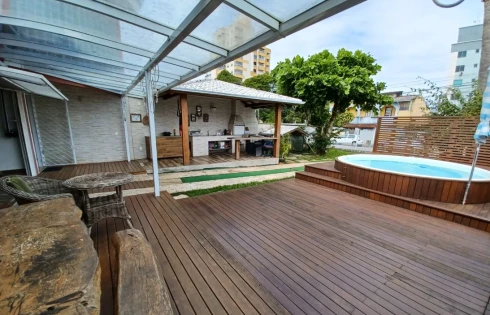 Casa em Barreiros, São José