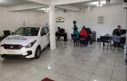 Loja térrea em Kobrasol, São José