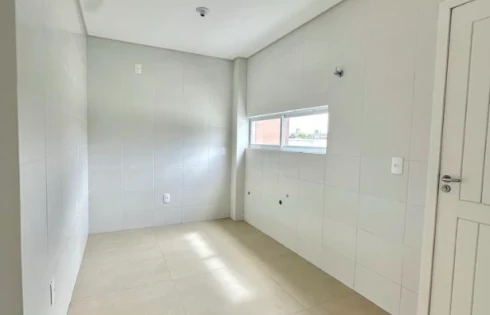 Sobrado geminado em Nova Palhoça, Palhoça
