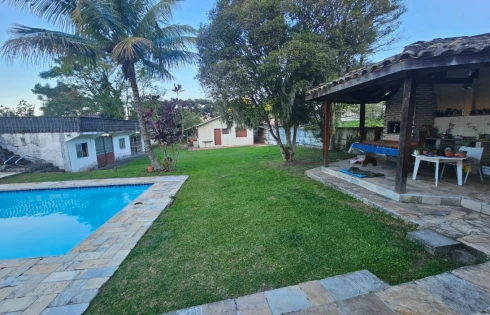 Casa em Ponta de Baixo, São José