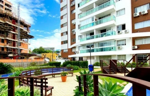 Apartamento em Barreiros, São José