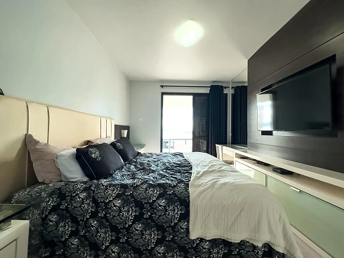 Thumbnail 18