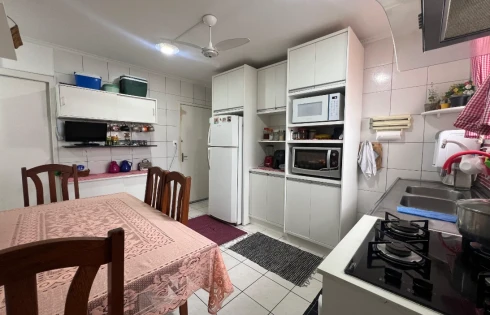 Apartamento em Barreiros, São José