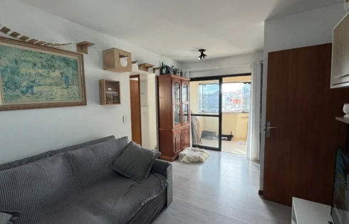 Apartamento em Capoeiras, Florianópolis