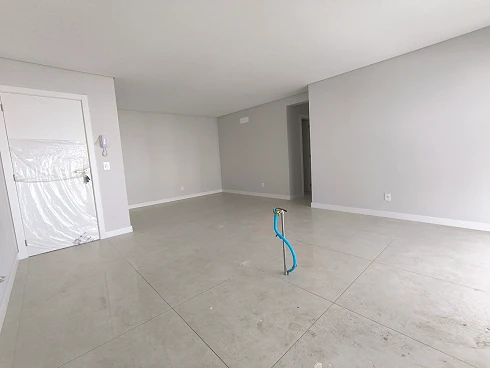 Apartamento em Barreiros, São José