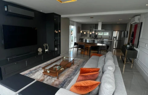 Apartamento em Agronômica, Florianópolis