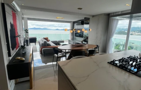 Apartamento em Agronômica, Florianópolis