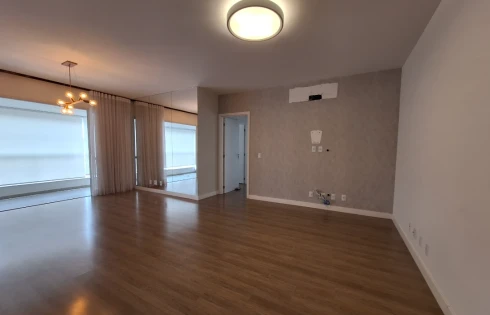 Apartamento em Barreiros, São José