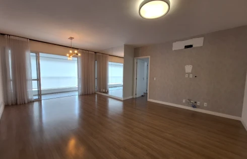 Apartamento em Barreiros, São José