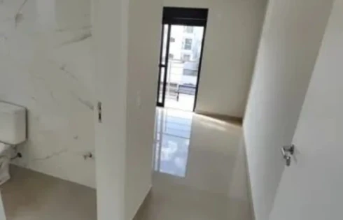 Sobrado geminado em Aririú, Palhoça