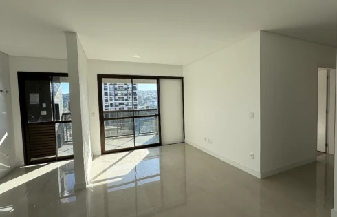 Apartamento em Kobrasol, São José