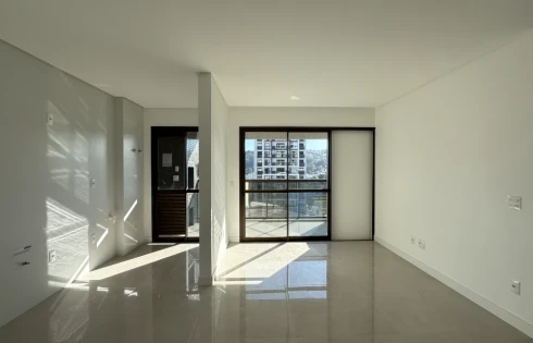 Apartamento em Kobrasol, São José