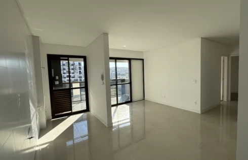 Apartamento em Kobrasol, São José