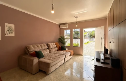 Casa em Aririú, Palhoça