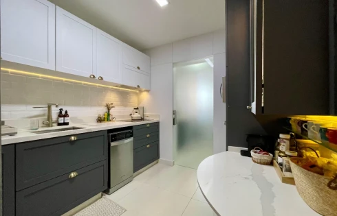 Apartamento em Kobrasol, São José