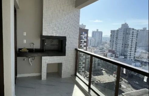 Apartamento em Kobrasol, São José