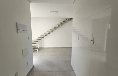 Sobrado geminado em Bela Vista, Palhoça