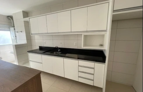 Apartamento em Kobrasol, São José