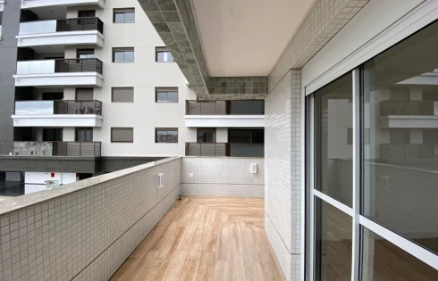 Apartamento em Kobrasol, São José