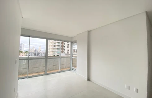 Apartamento em Kobrasol, São José