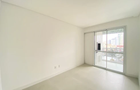 Apartamento em Kobrasol, São José